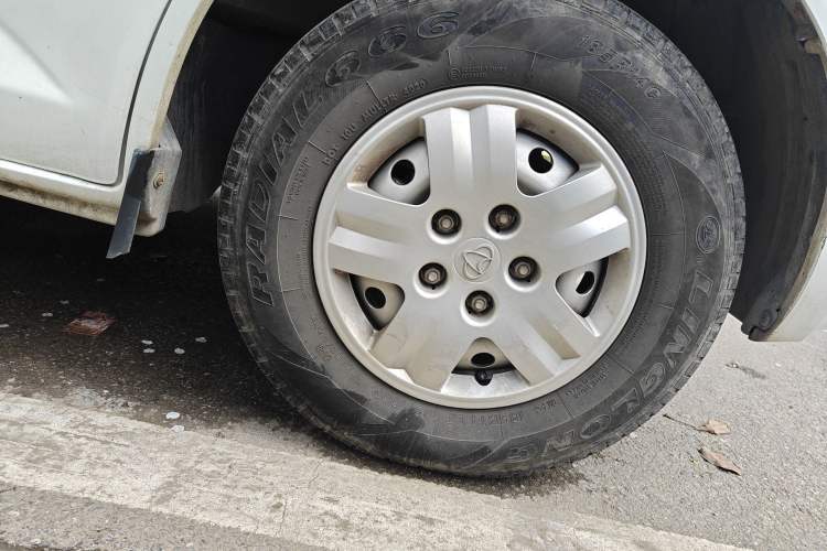 Used CHANGAN KAICHENG Ruixing M60 2019 1.5L Standard Version China VI Emission Standard 5/6 Seats DAM15KR Right Front Wheel Hub