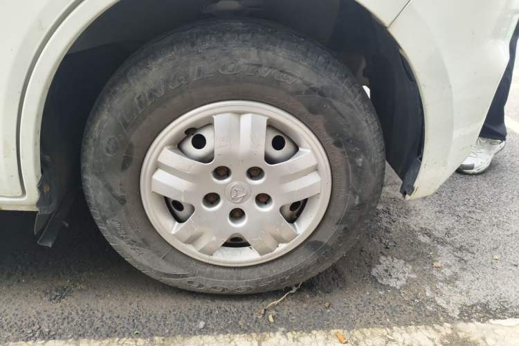 Used CHANGAN KAICHENG Ruixing M60 2019 1.5L Base Model China V Emission Standard 2-Seat Cargo Van with 4G15S Engine Right Front Wheel Hub