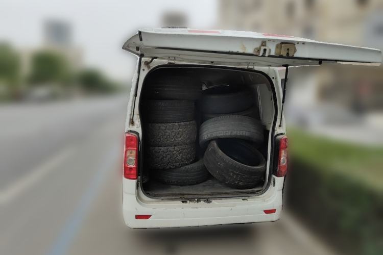 Used CHANGAN KAICHENG Ruixing M60 2019 1.5L Base Model China V Emission Standard 2-Seat Cargo Van with 4G15S Engine Trunk