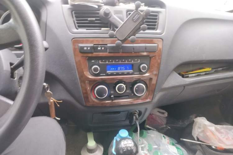 Used CHANGAN KAICHENG Ruixing M60 2020 1.5L Standard Version China VI 6-Seater DAM15KR Audio And AC Panel