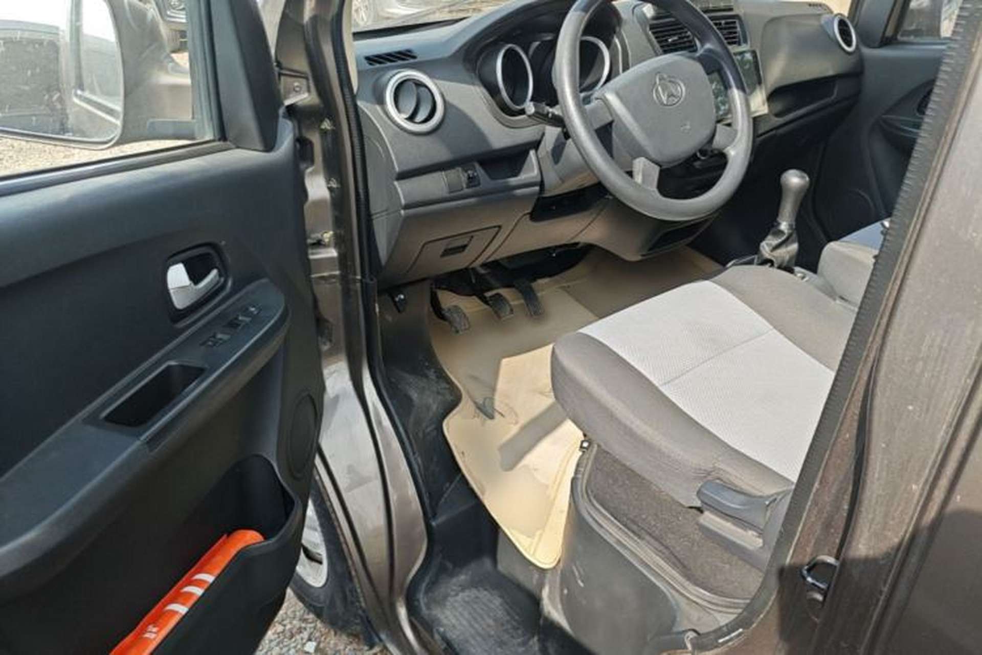 Used CHANGAN KAICHENG Ruixing M60 2020 1.5L Standard Version China VI 6-Seater DAM15KR Driver Seat