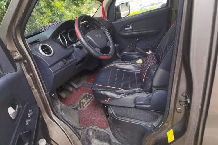 Used CHANGAN KAICHENG Ruixing M60 2020 1.5L Standard Version China VI 6-Seater DAM15KR Driver Seat