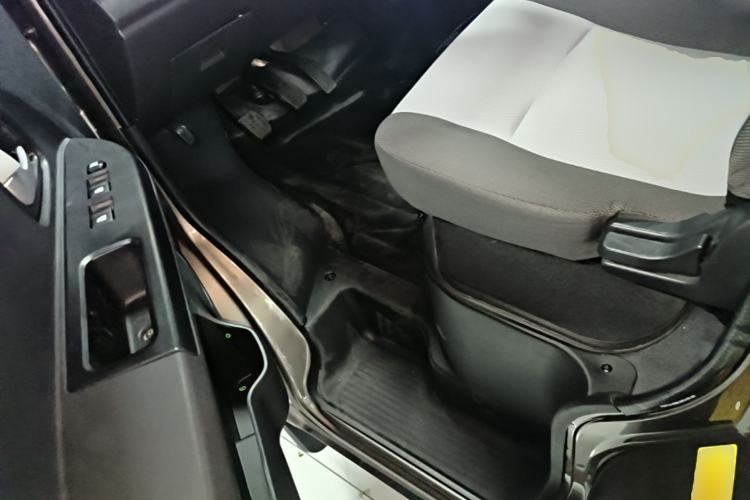 Used CHANGAN KAICHENG Ruixing M60 2020 1.5L Standard Version China VI 6-Seater DAM15KR Driver Seat