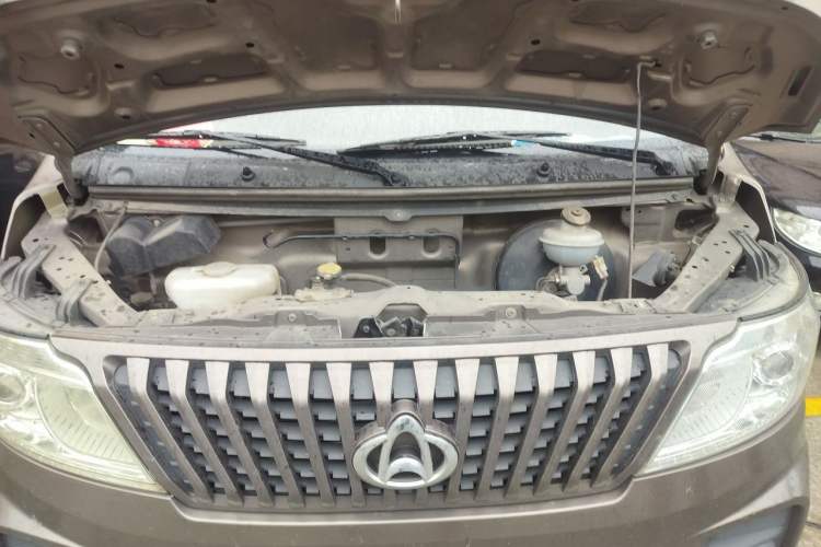 Used CHANGAN KAICHENG Ruixing M60 2020 1.5L Standard Version China VI 6-Seater DAM15KR Engine Bay
