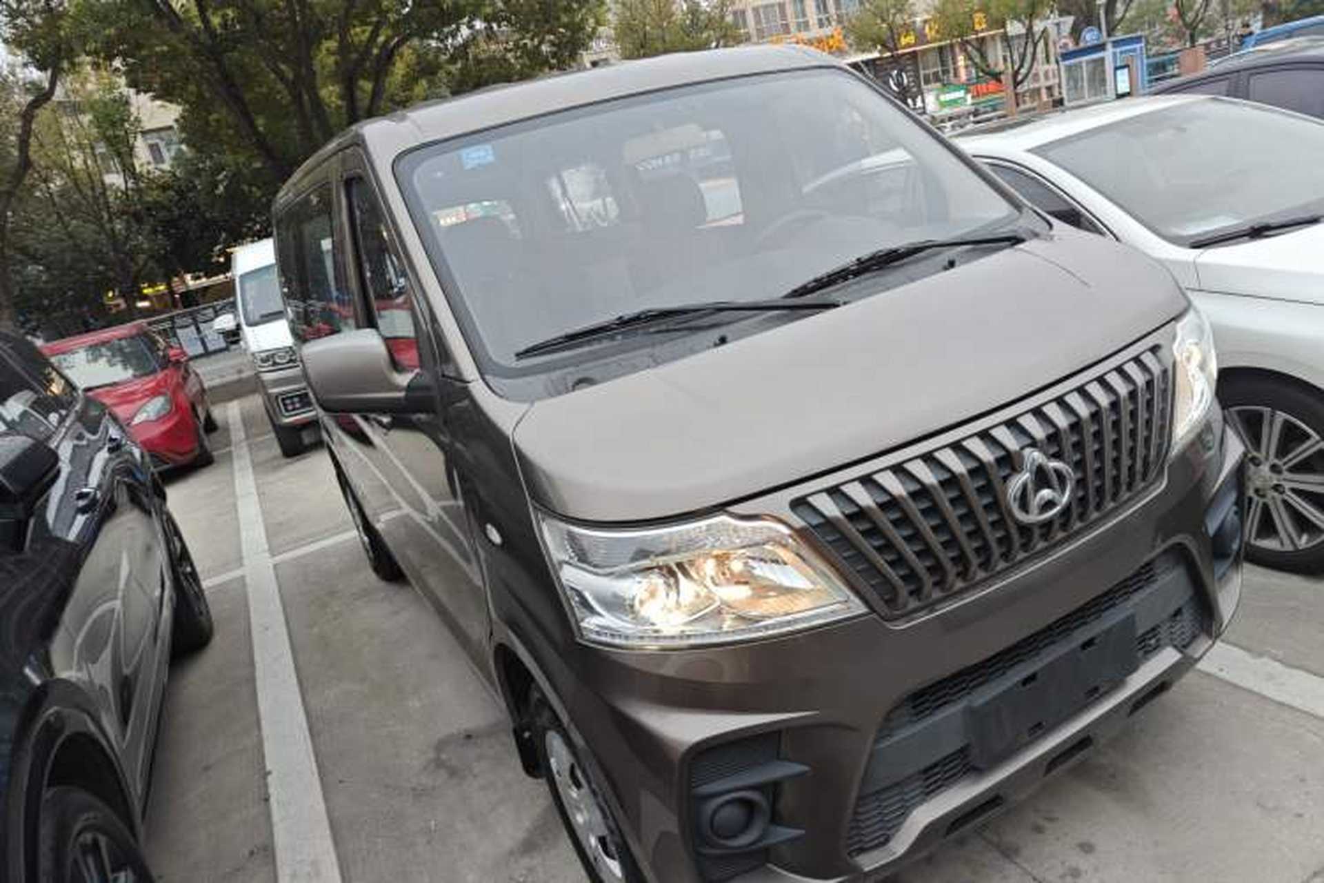 Used CHANGAN KAICHENG Ruixing M60 2020 1.5L Standard Version China VI 6-Seater DAM15KR Front Right 45 Deg