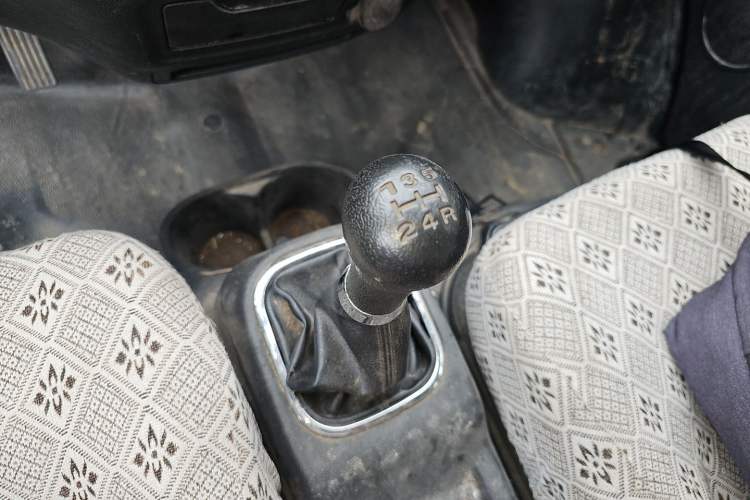 Used CHANGAN KAICHENG Ruixing M60 2020 1.5L Standard Version China VI 6-Seater DAM15KR Gear Lever