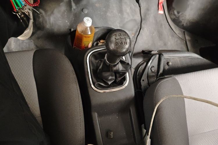 Used CHANGAN KAICHENG Ruixing M60 2020 1.5L Standard Version China VI 6-Seater DAM15KR Gear Lever