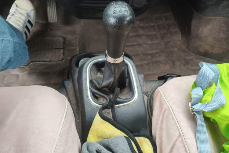 Used CHANGAN KAICHENG Ruixing M60 2020 1.5L Standard Version China VI 6-Seater DAM15KR Gear Lever