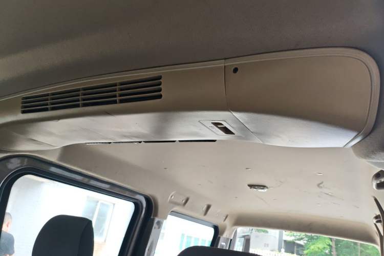 Used CHANGAN KAICHENG Ruixing M60 2020 1.5L Standard Version China VI 6-Seater DAM15KR Headliner