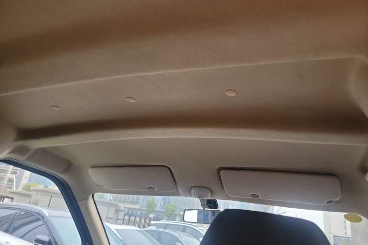 Used CHANGAN KAICHENG Ruixing M60 2020 1.5L Standard Version China VI 6-Seater DAM15KR Headliner