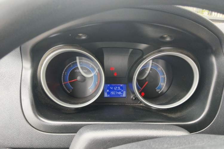 Used CHANGAN KAICHENG Ruixing M60 2020 1.5L Standard Version China VI 6-Seater DAM15KR Instrument Cluster