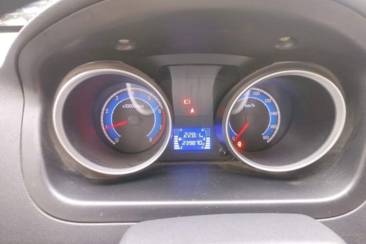 Used CHANGAN KAICHENG Ruixing M60 2020 1.5L Standard Version China VI 6-Seater DAM15KR Instrument Cluster