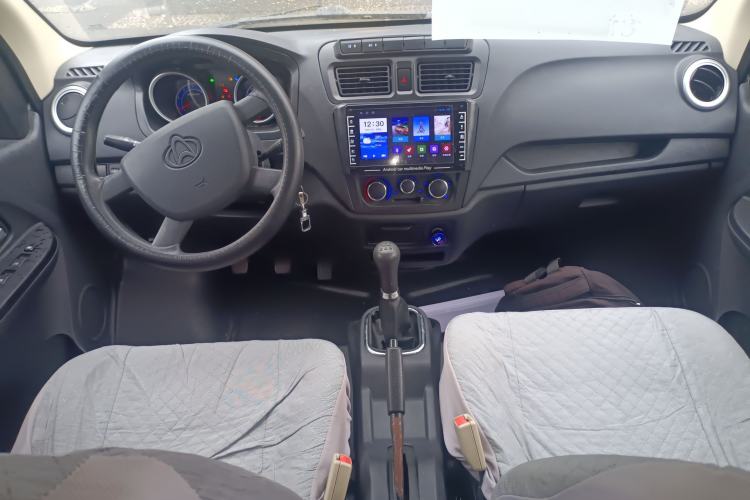Used CHANGAN KAICHENG Ruixing M60 2020 1.5L Standard Version China VI 6-Seater DAM15KR Interior 2