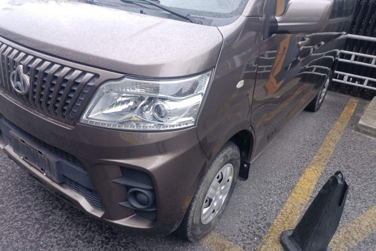 Used CHANGAN KAICHENG Ruixing M60 2020 1.5L Standard Version China VI 6-Seater DAM15KR Left Front Headlight