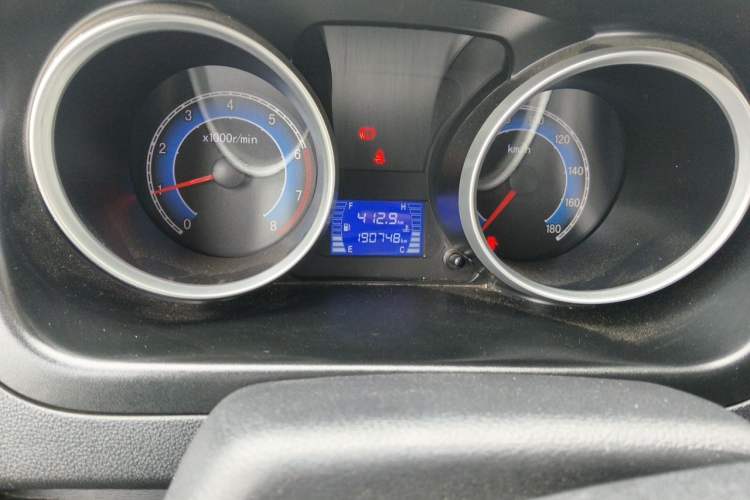 Used CHANGAN KAICHENG Ruixing M60 2020 1.5L Standard Version China VI 6-Seater DAM15KR Odometer Close Up