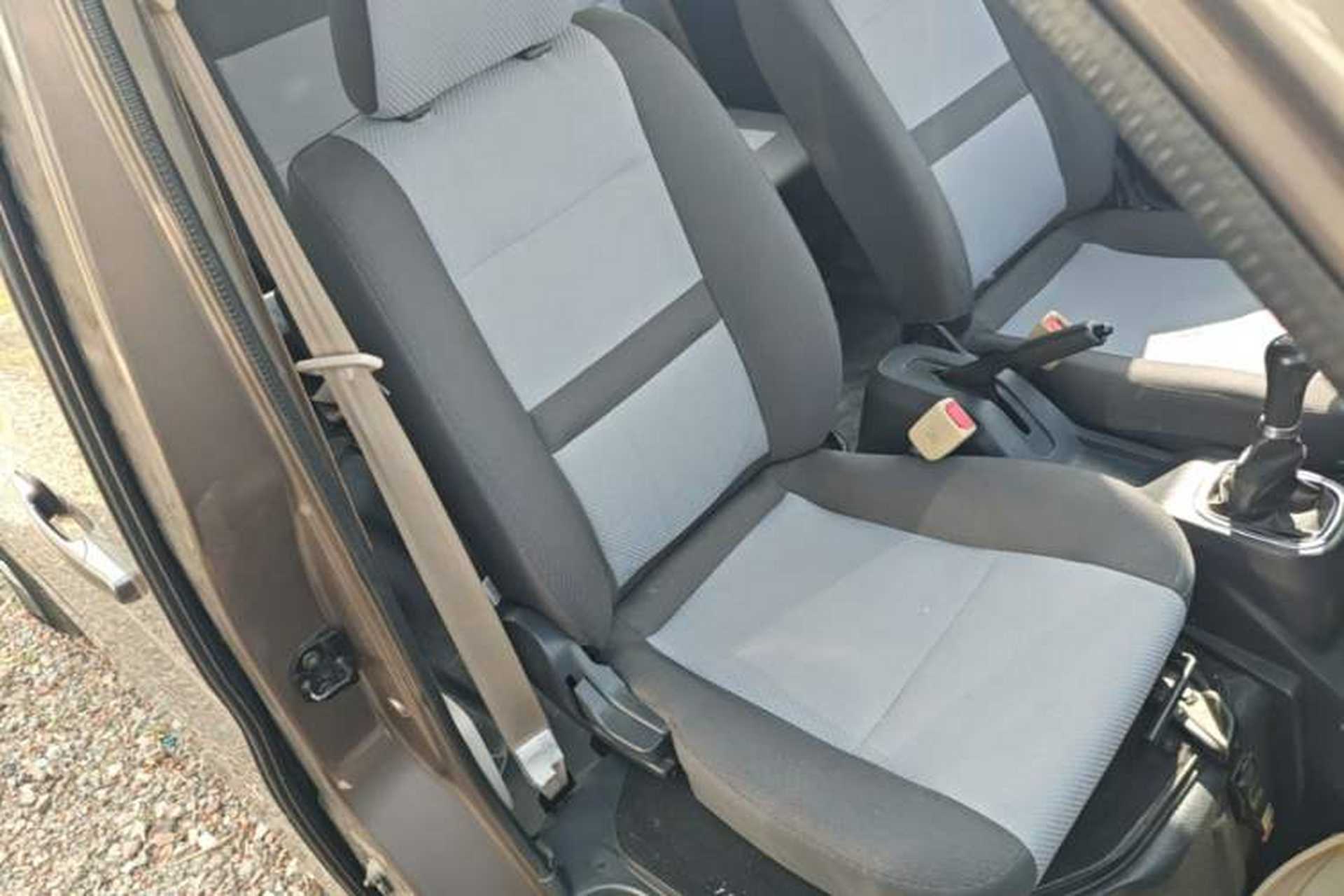 Used CHANGAN KAICHENG Ruixing M60 2020 1.5L Standard Version China VI 6-Seater DAM15KR Right Front Seat