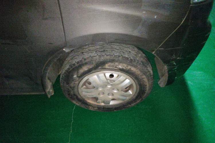 Used CHANGAN KAICHENG Ruixing M60 2020 1.5L Standard Version China VI 6-Seater DAM15KR Right Front Wheel Hub