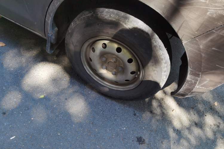 Used CHANGAN KAICHENG Ruixing M60 2020 1.5L Standard Version China VI 6-Seater DAM15KR Right Front Wheel Hub