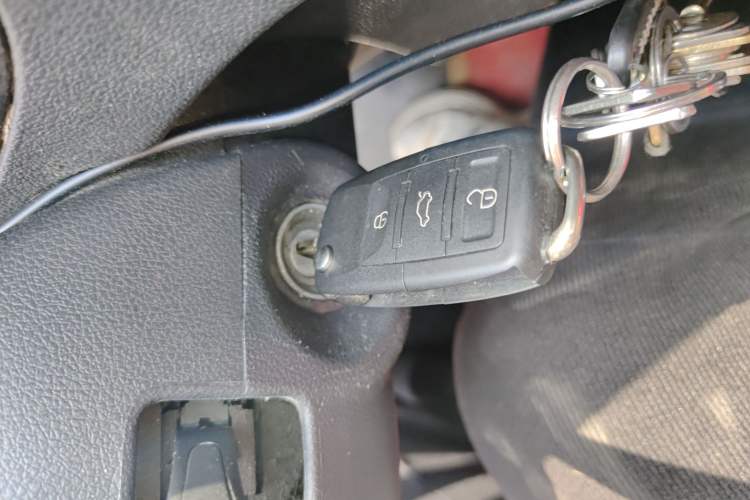 Used CHANGAN KAICHENG Ruixing M60 2020 1.5L Base Version China VI Standard 2-Seater Van with DAM15KR Engine Vehicle Key
