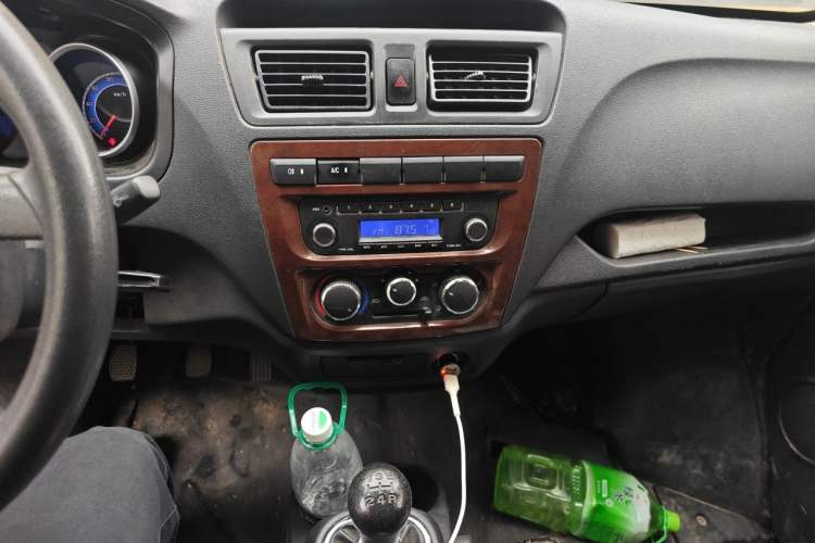 Used CHANGAN KAICHENG Ruixing M60 2020 1.5L Standard Version China VI 6-Seater DAM15KR Audio And AC Panel