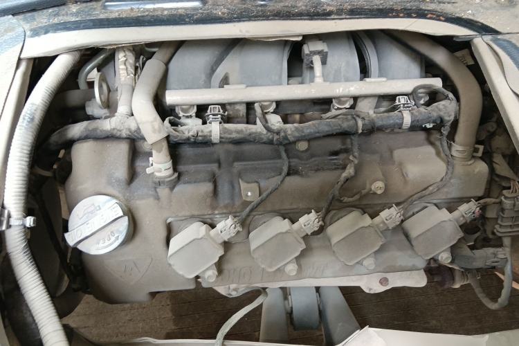 Used CHANGAN KAICHENG Ruixing M60 2020 1.5L Standard Version China VI 6-Seater DAM15KR Engine Bay