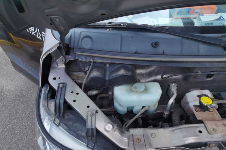 Used CHANGAN KAICHENG Ruixing M60 2020 1.5L Base Version China VI Standard 2-Seater Van with DAM15KR Engine Engine Bay Right
