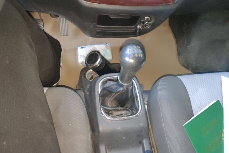 Used CHANGAN KAICHENG Ruixing M60 2020 1.5L Standard Version China VI 6-Seater DAM15KR Gear Lever