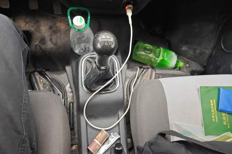 Used CHANGAN KAICHENG Ruixing M60 2020 1.5L Standard Version China VI 6-Seater DAM15KR Gear Lever