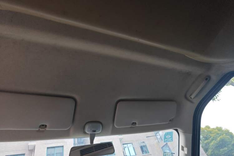 Used CHANGAN KAICHENG Ruixing M60 2020 1.5L Standard Version China VI 6-Seater DAM15KR Headliner