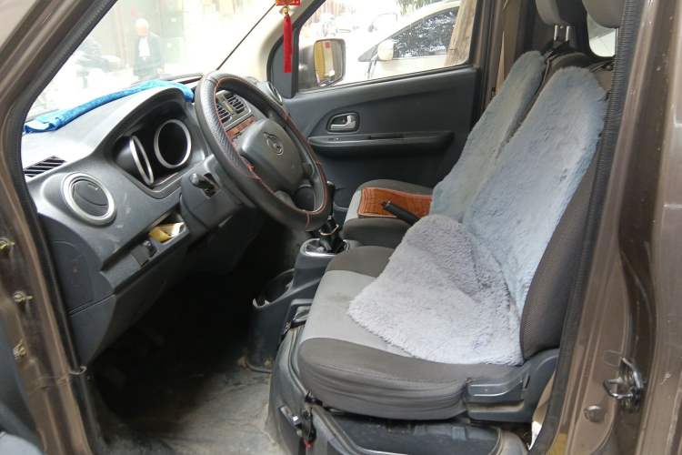 Used CHANGAN KAICHENG Ruixing M60 2020 1.5L Standard Version China VI 6-Seater DAM15KR Left Front Seat