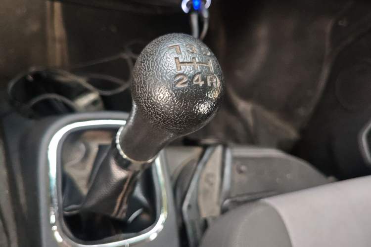 Used CHANGAN KAICHENG Ruixing M60 2020 1.5L Standard Version China VI 6-Seater DAM15KR Gear Lever