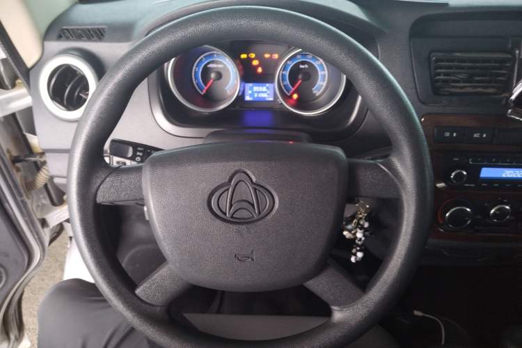 Used CHANGAN KAICHENG Ruixing M60 2020 1.5L Base Version China VI Standard 2-Seater Van with DAM15KR Engine Interior 1