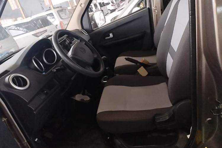 Used CHANGAN KAICHENG Ruixing M60 2020 1.5L Standard Version China VI 6-Seater DAM15KR Left Front Seat