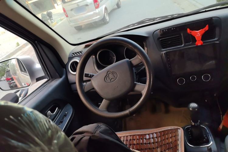 Used CHANGAN KAICHENG Ruixing M60 2020 1.5L Standard Version China VI 6-Seater DAM15KR Steering Wheel