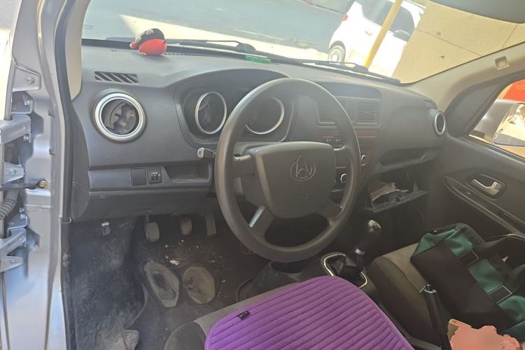 Used CHANGAN KAICHENG Ruixing M60 2020 1.5L Base Version China VI Standard 2-Seater Van with DAM15KR Engine Center Console