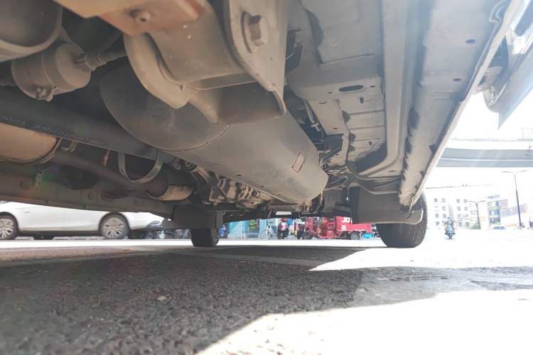 Used CHANGAN KAICHENG Ruixing M60 2020 1.6L Standard Version China VI 6-Seater CNG DAM16KRC Chassis Rear Right