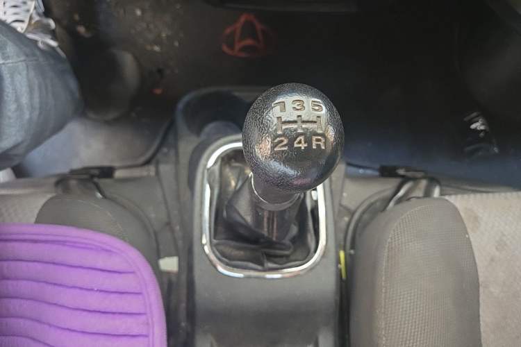 Used CHANGAN KAICHENG Ruixing M60 2020 1.5L Base Version China VI Standard 2-Seater Van with DAM15KR Engine Gear Lever