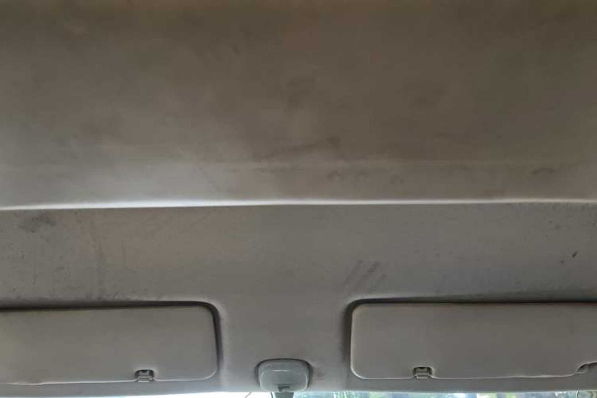 Used CHANGAN KAICHENG Ruixing M60 2020 1.5L Standard Version China VI Van with 5 Seats Equipped with DAM15KR Headliner