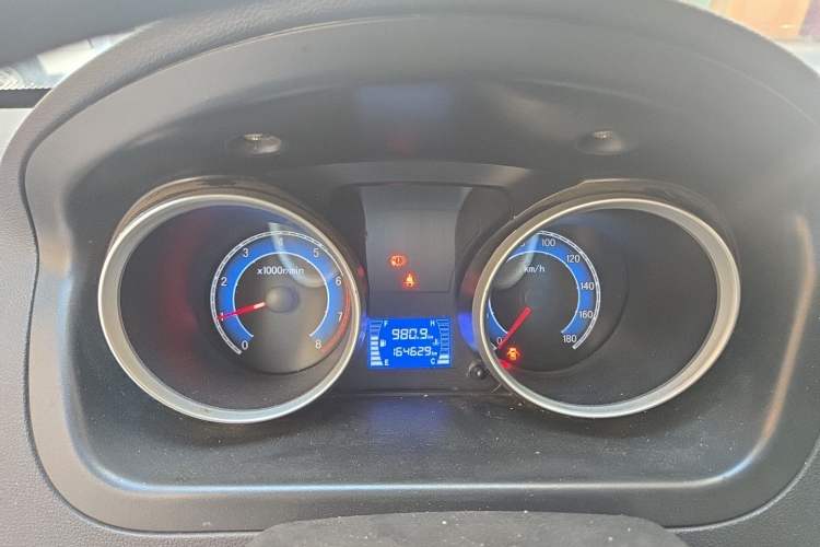 Used CHANGAN KAICHENG Ruixing M60 2020 1.5L Base Version China VI Standard 2-Seater Van with DAM15KR Engine Instrument Cluster