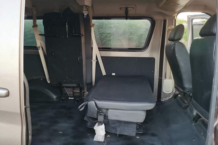 Used CHANGAN KAICHENG Ruixing M60 2020 1.5L Standard Version China VI 6-Seater DAM15KR Interior 2