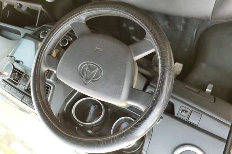 Used CHANGAN KAICHENG Ruixing M60 2020 1.5L Standard Version China VI 6-Seater DAM15KR Steering Wheel