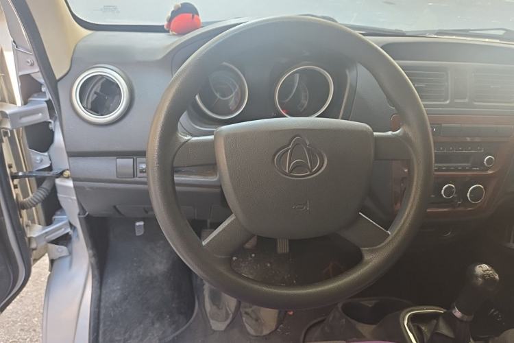 Used CHANGAN KAICHENG Ruixing M60 2020 1.5L Base Version China VI Standard 2-Seater Van with DAM15KR Engine Steering Wheel
