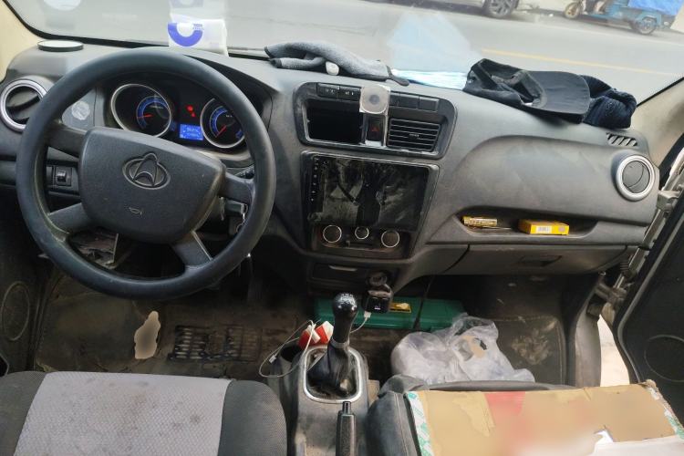 Used CHANGAN KAICHENG Ruixing M60 2020 1.5L Standard Version China VI Van with 5 Seats Equipped with DAM15KR Center Console