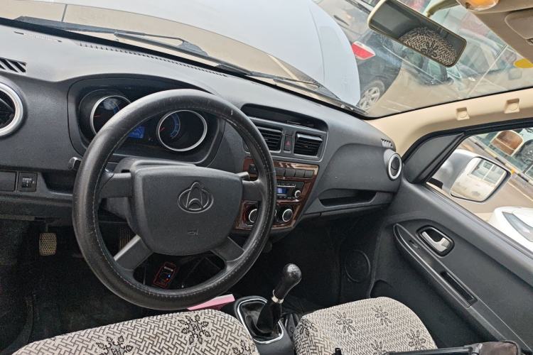 Used CHANGAN KAICHENG Ruixing M60 2020 1.5L Base Version China VI Standard 2-Seater Van with DAM15KR Engine Center Console