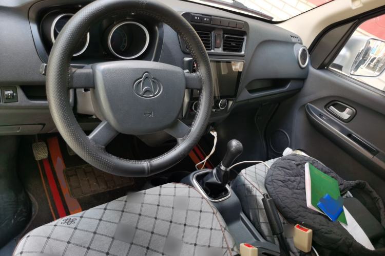 Used CHANGAN KAICHENG Ruixing M60 2020 1.5L Base Version China VI Standard 2-Seater Van with DAM15KR Engine Center Console