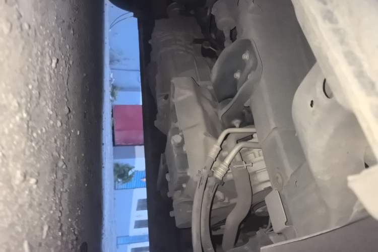 Used CHANGAN KAICHENG Ruixing M60 2020 1.5L Standard Version China VI 6-Seater DAM15KR Chassis Front Right