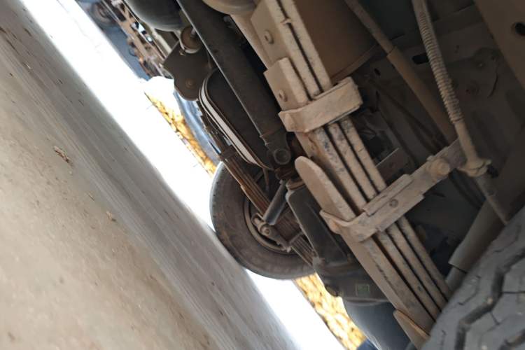 Used CHANGAN KAICHENG Ruixing M60 2020 1.6L Standard Version China VI 6-Seater CNG DAM16KRC Chassis Rear Left
