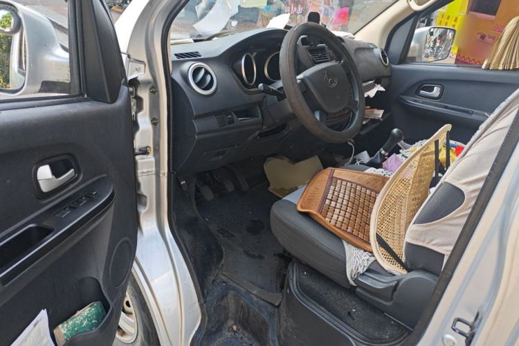 Used CHANGAN KAICHENG Ruixing M60 2020 1.5L Standard Version China VI 6-Seater DAM15KR Driver Seat