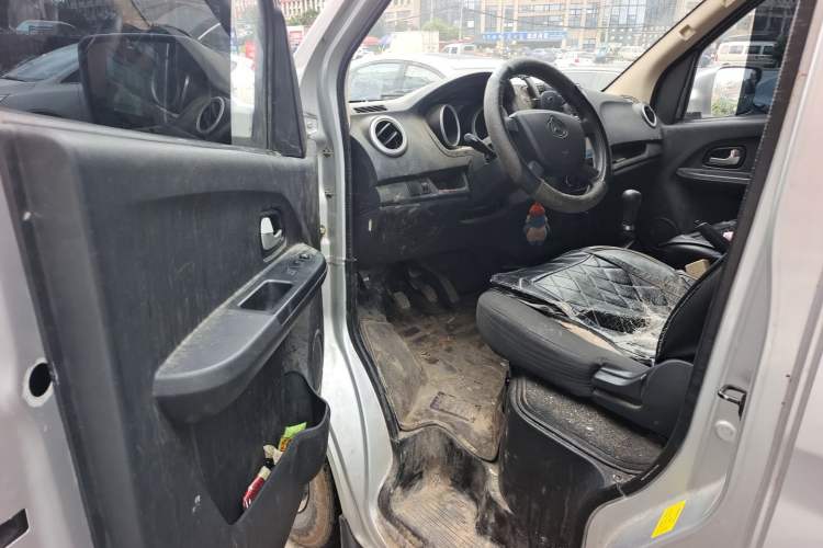 Used CHANGAN KAICHENG Ruixing M60 2020 1.5L Standard Version China VI 6-Seater DAM15KR Driver Seat