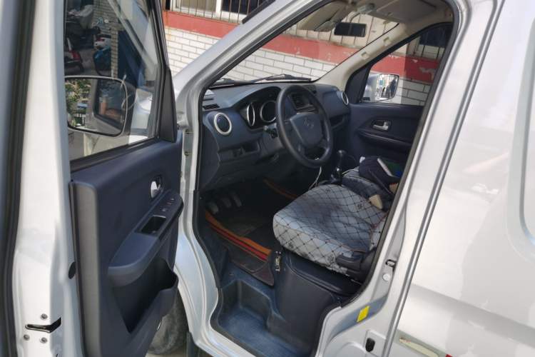 Used CHANGAN KAICHENG Ruixing M60 2020 1.5L Base Version China VI Standard 2-Seater Van with DAM15KR Engine Driver Seat